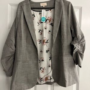 Skies are blue Raja printed collarless blazer